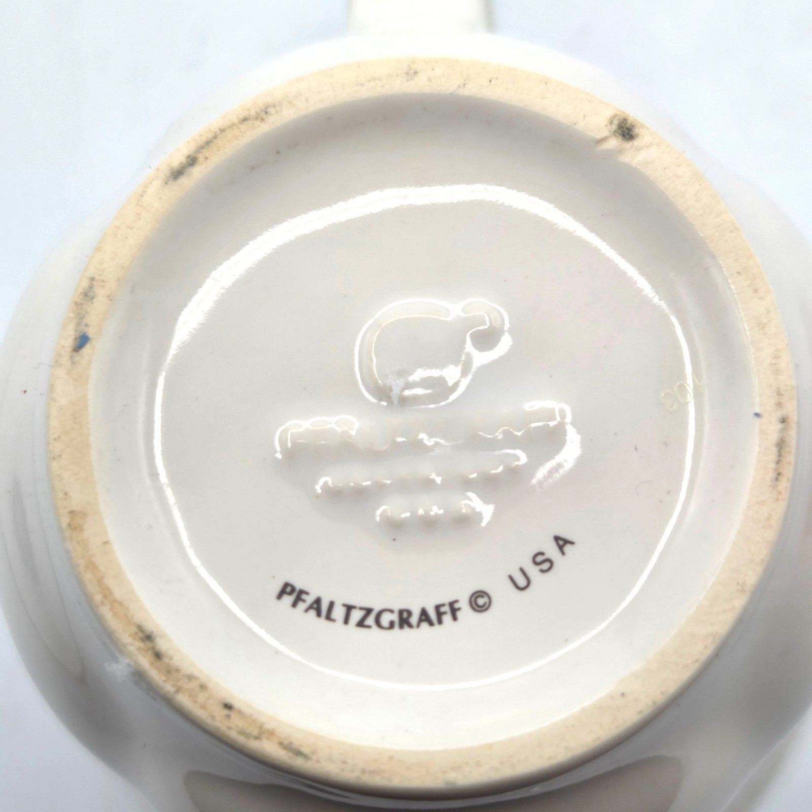 Pfaltzgraff GRAPEVINE Stoneware Coffee/Tea Mug/Cup-Set Of 2