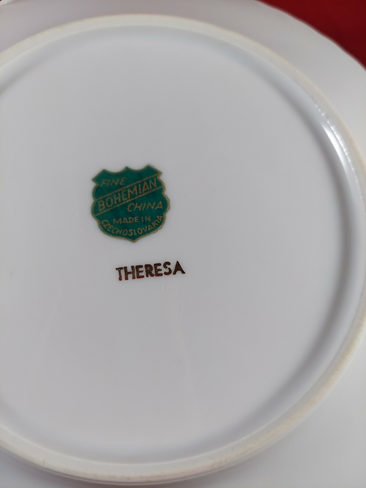 BOHEMIAN FINE CHINA “THERESA” CZECHOSLOVAKIA 4 SALAD PLATES 7 1/2″ DIAMETER.GOOD