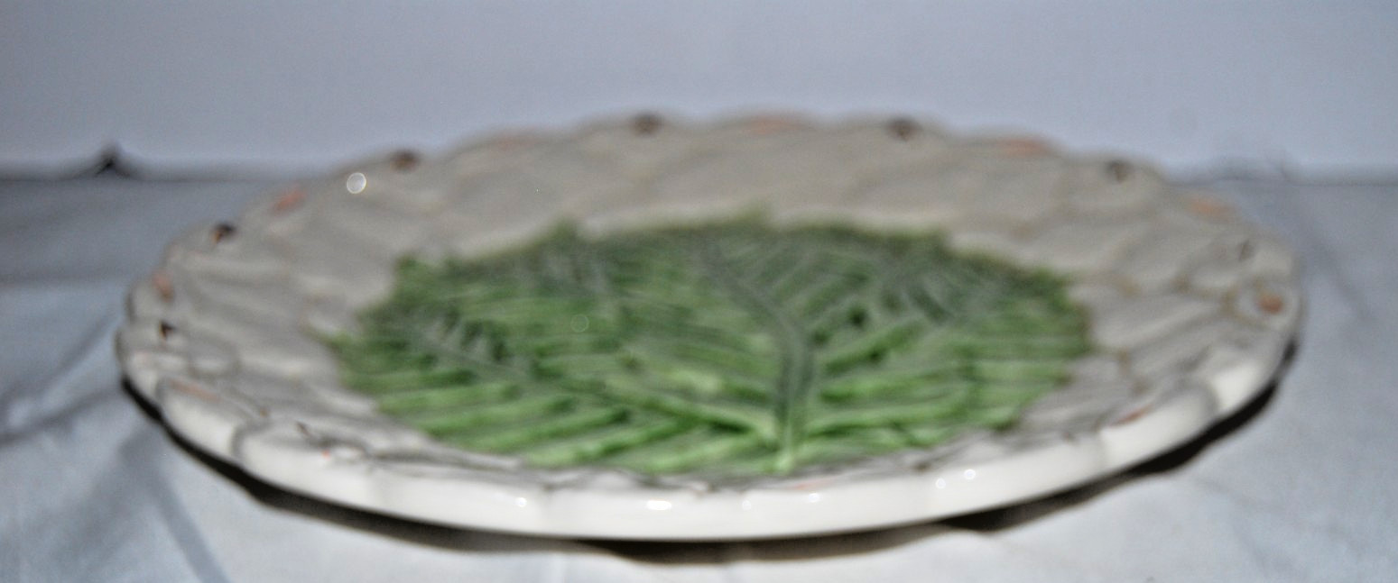 Vintage Mud Pie 2000 Ceramic Rabbit Fern Leaf Plate Majolica Style Easter 8”