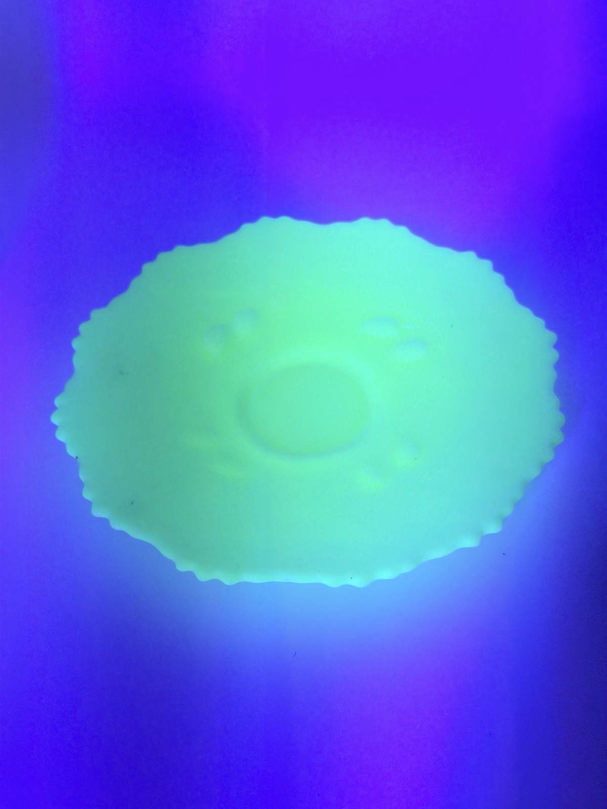 Antique EAPG Custard Glass Berries With Leaves Plate Uranium Glow