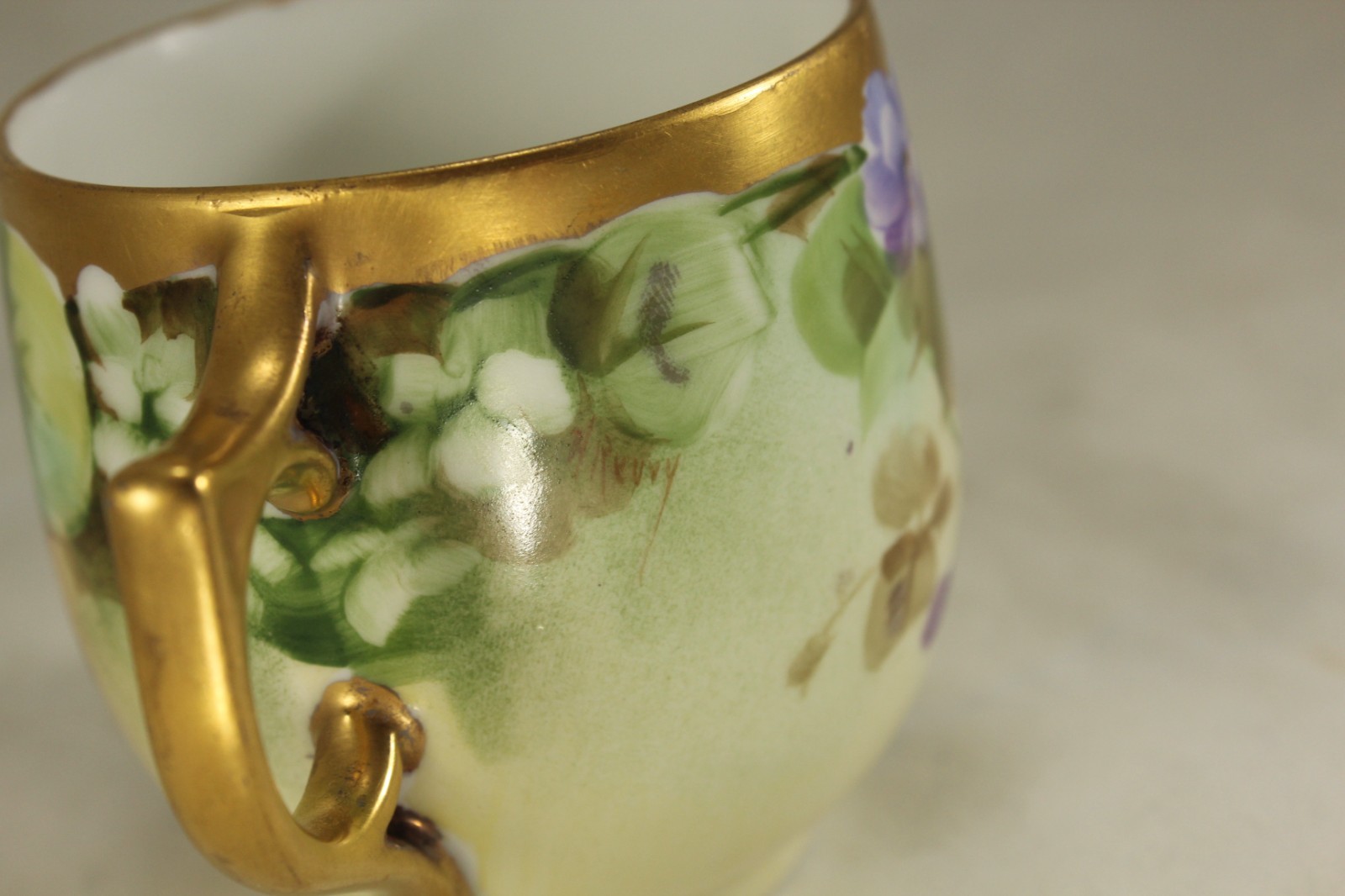 Early 1903 – 1912 Pickard China Violets Small Cup & Saucer Artist Signed H Reury