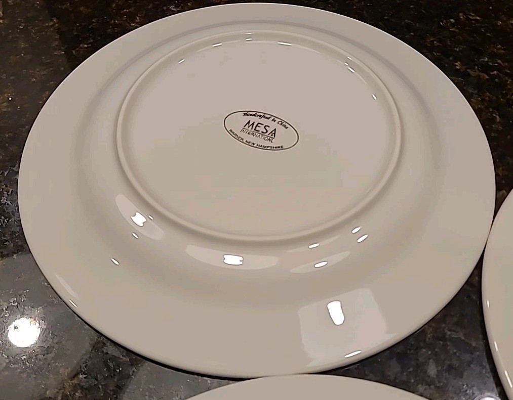 SET (3) Mesa International 11 7/8″ Dinner Plates. White Embossed Dots & Scrolls