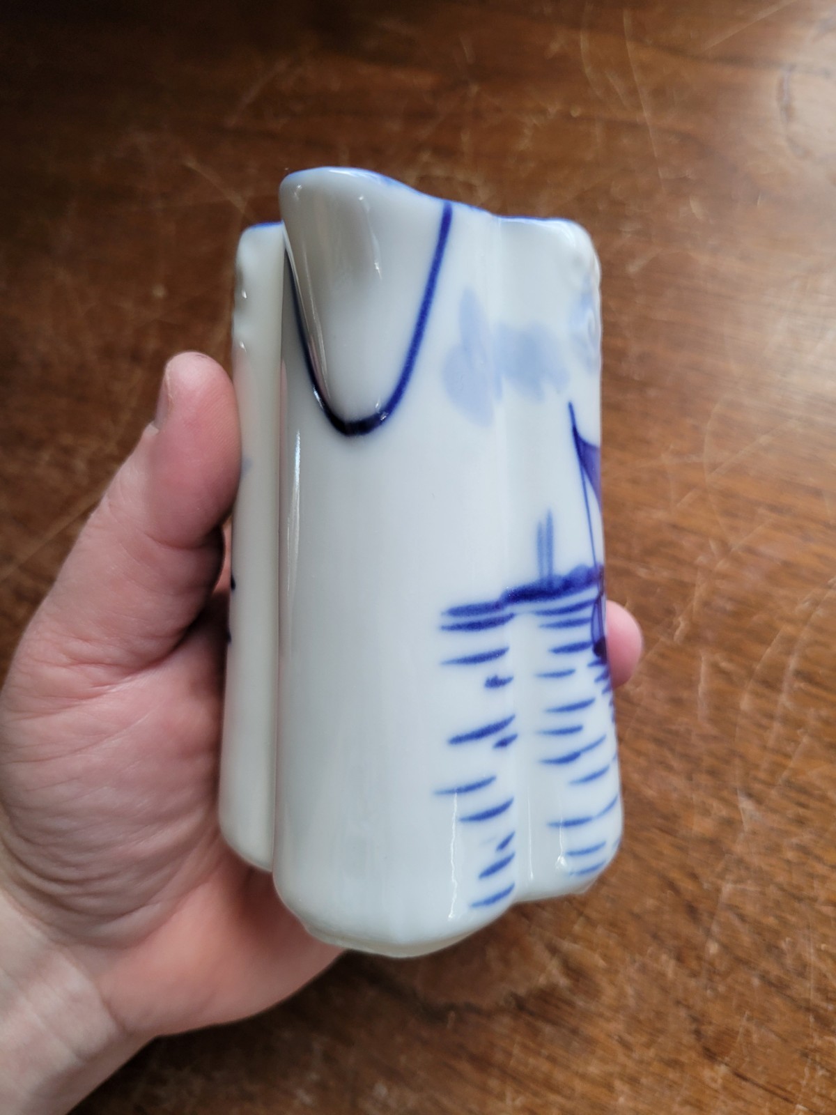 VTG 4-1/4″ Delft Style Blue & White Eggshell Porcelain Lobed Creamer Pitcher