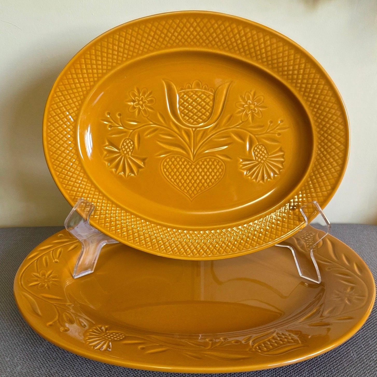 NEW Primitives By Kathy Lancaster Stoneware Platter Set Of 2 Dutch Server Tray