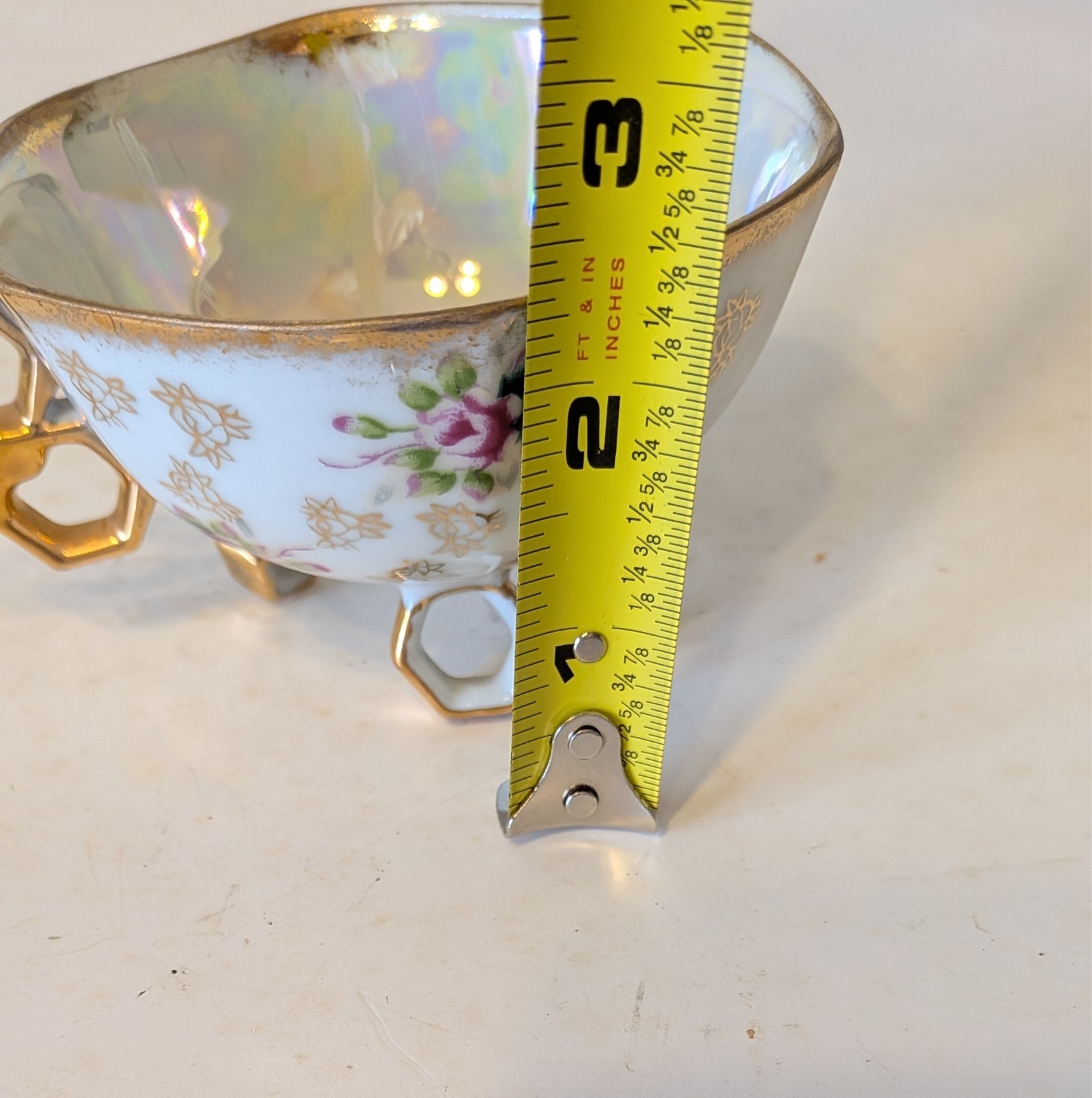 Can Crest 2647 Fine China Japan Hand Painted Footed Gilded Set Cup & Saucer Vid