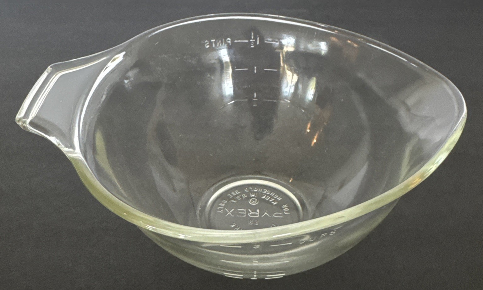 Pyrex Clear Glass Tear Drop 3 Cups Measuring Bowl 1.5 Pints Vintage 1970’s