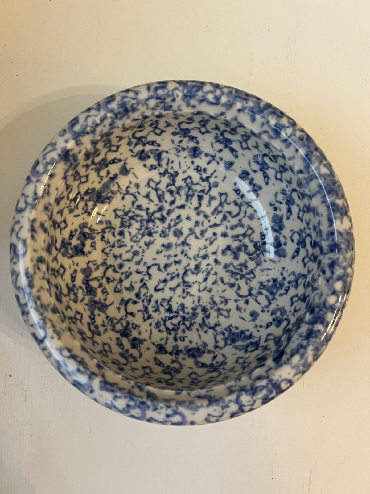 4 Workshops of Gerald E. Henn Blue Spongeware 6 1/2 inch Cereal Bowls