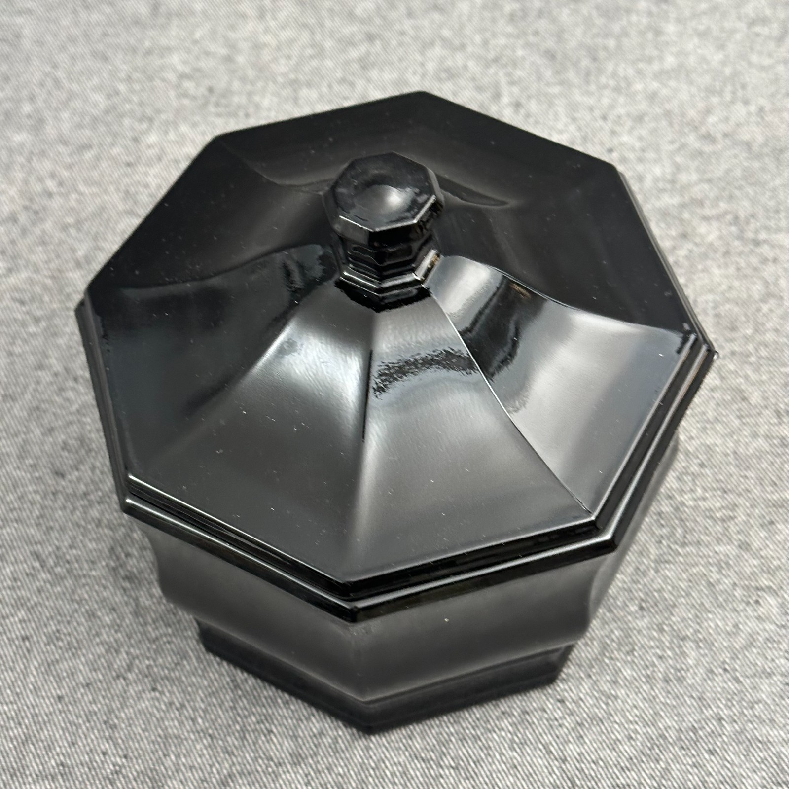 LE Smith Black Amethyst Octagonal Candy Dish w Lid Vintage
