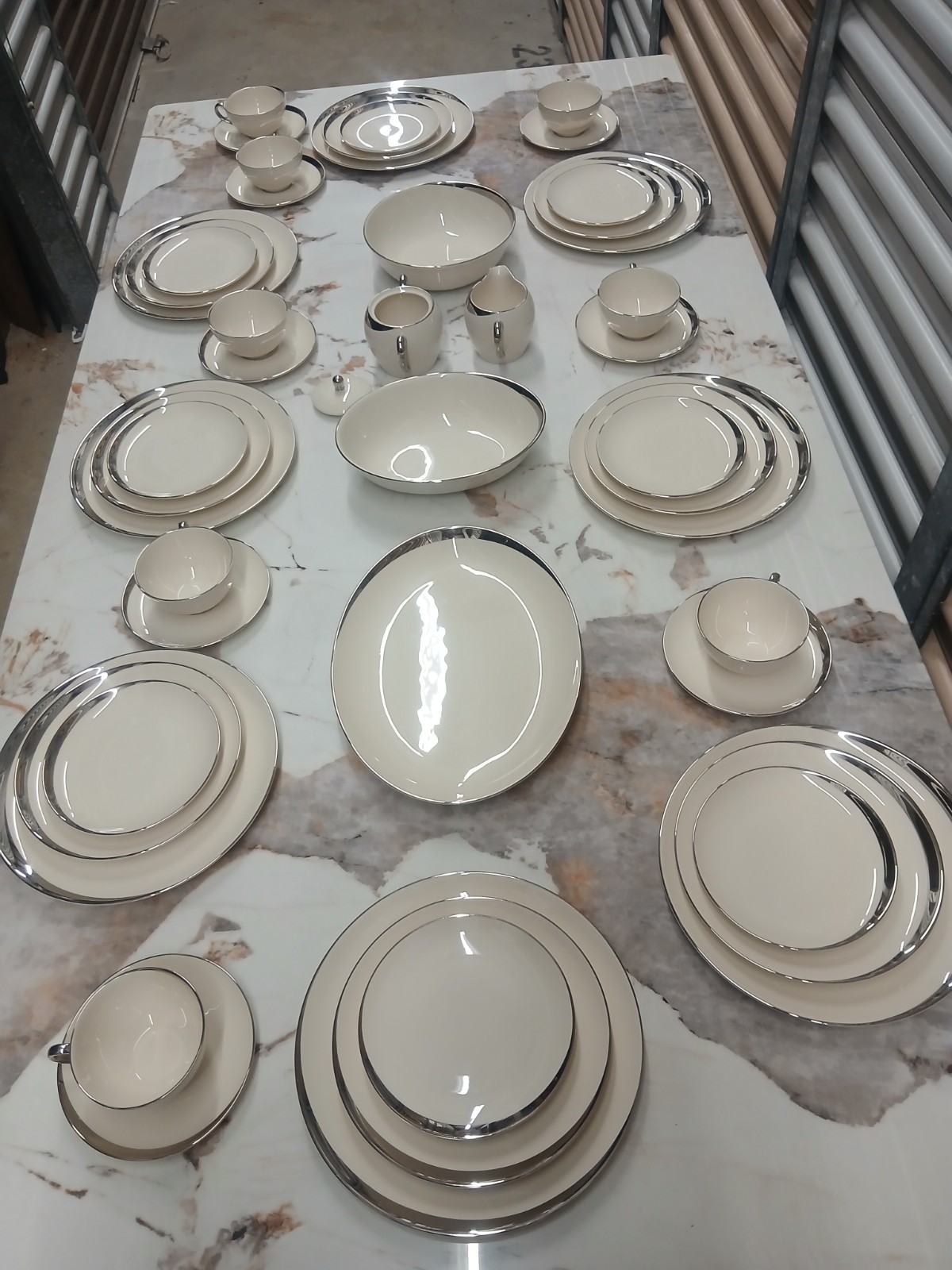 Flawless 46 Piece Set Pickard Crescent Platinum 1123 Vintage China