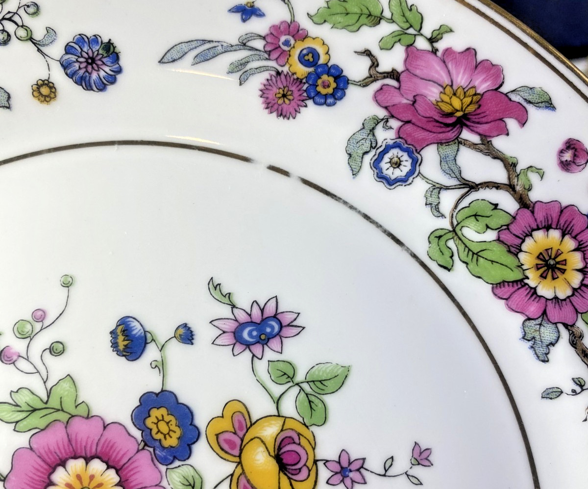 12 Limoges France Floral Bailey Banks & Biddle Co. Phila. 8.75″ Salad Plates