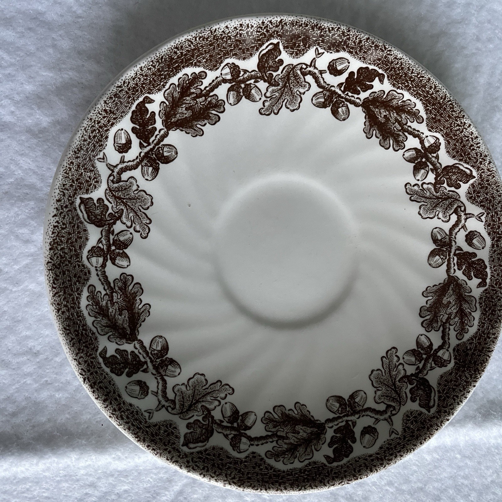 Churchill Country Life Brown Saucer Acorn Oak Leaf Pattern 5.5″ Vintage