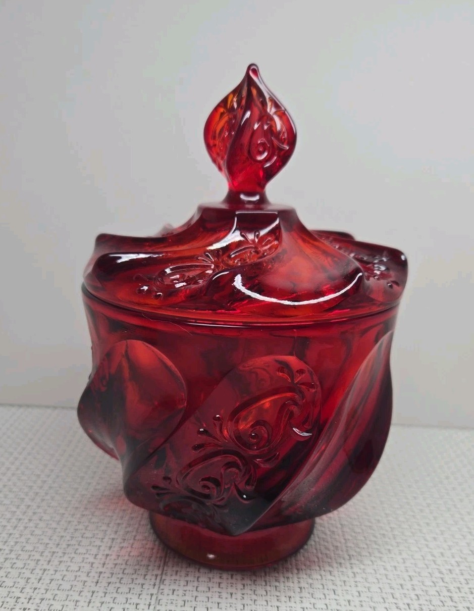 Vtg Fenton Ruby Red Amberina Glass Paisley Petal Covered Candy Dish w/Lid 7.5 in