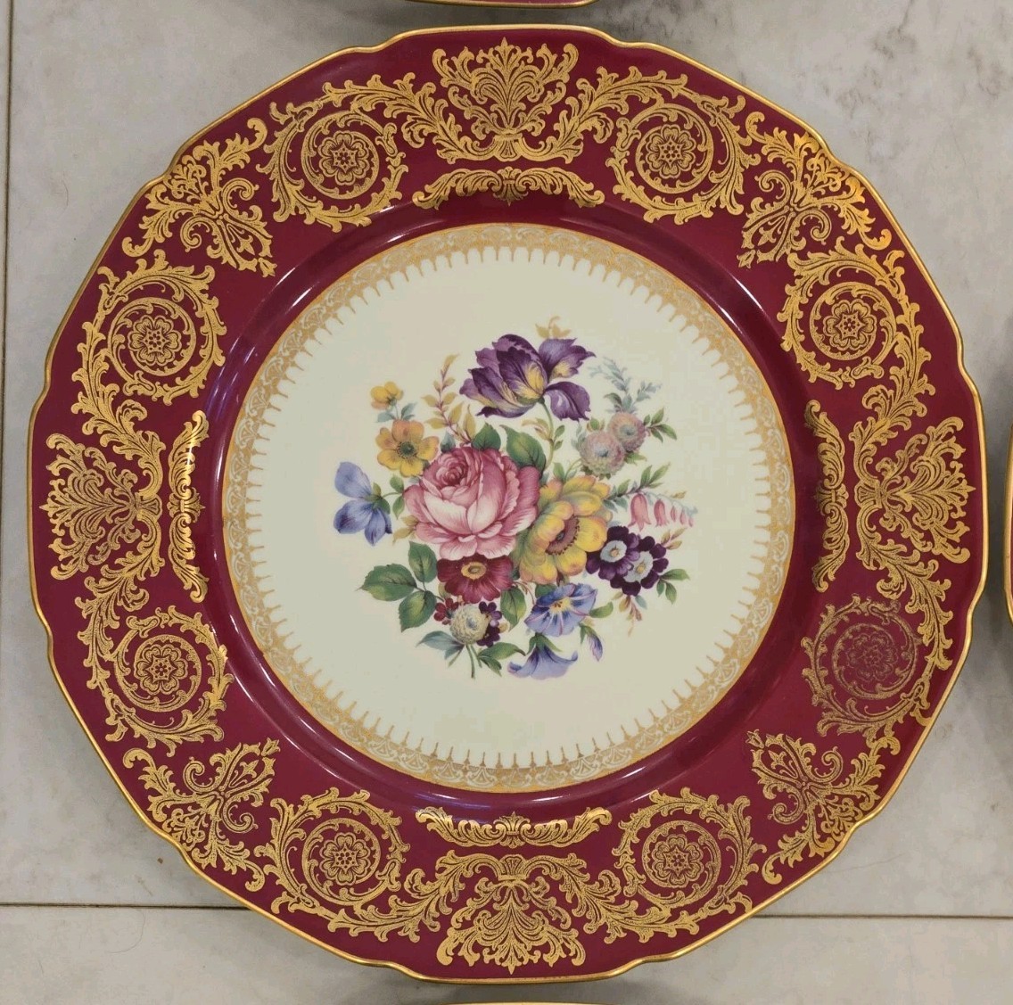 6 Rosenthal Ivory China 10.5″ Plates Maroon Gold Border Floral Center Scalloped