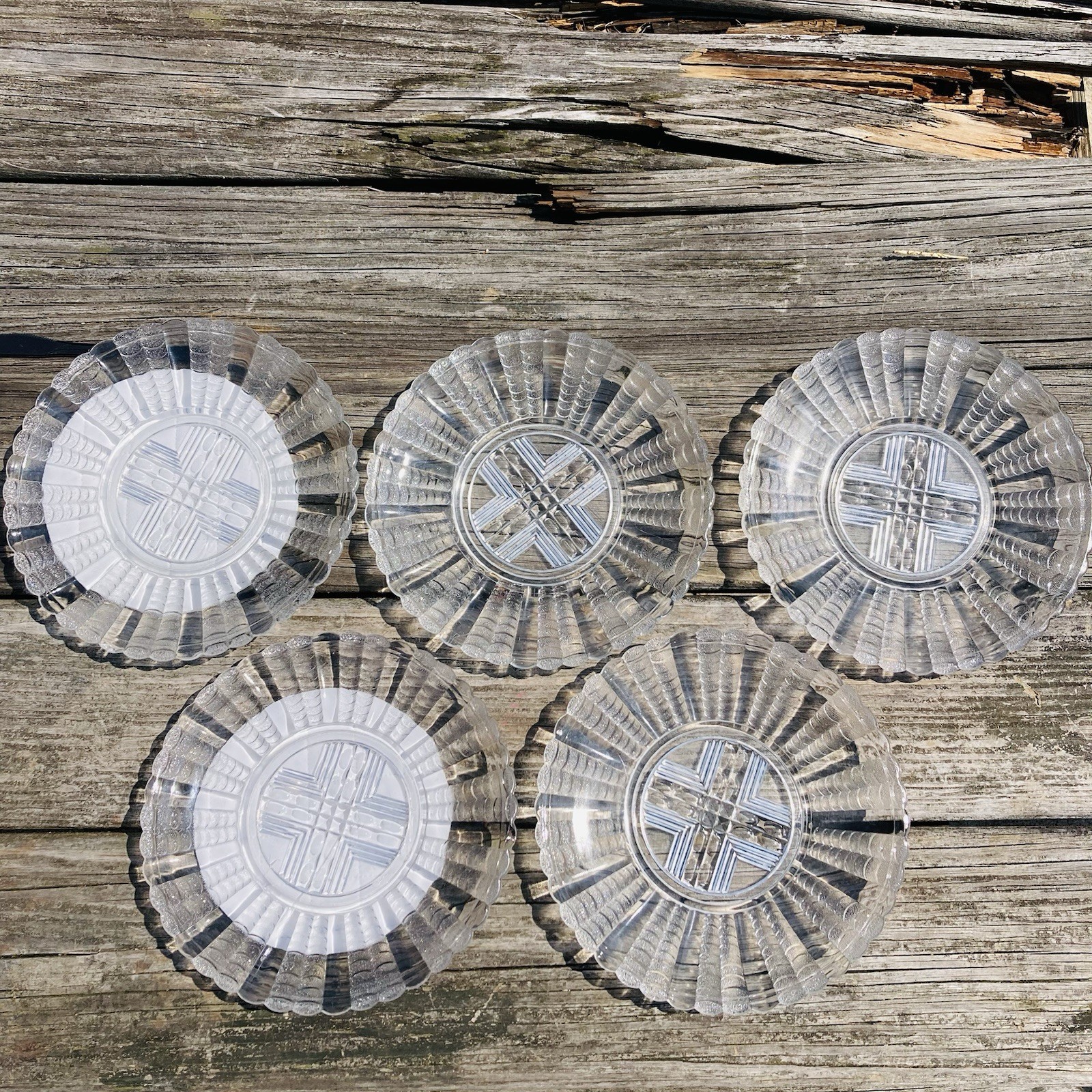 Set Of 5 EAPG Bryce Brothers Coral aka Fishscale 8” Round Pattern Glass Plates