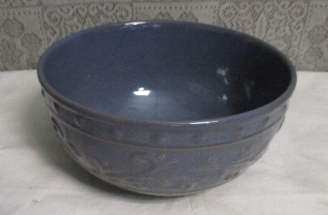 Stoneware Mixing/Serving Bowl Blue/Gray – Embossed Beige Vines – 9.25 x 4.75