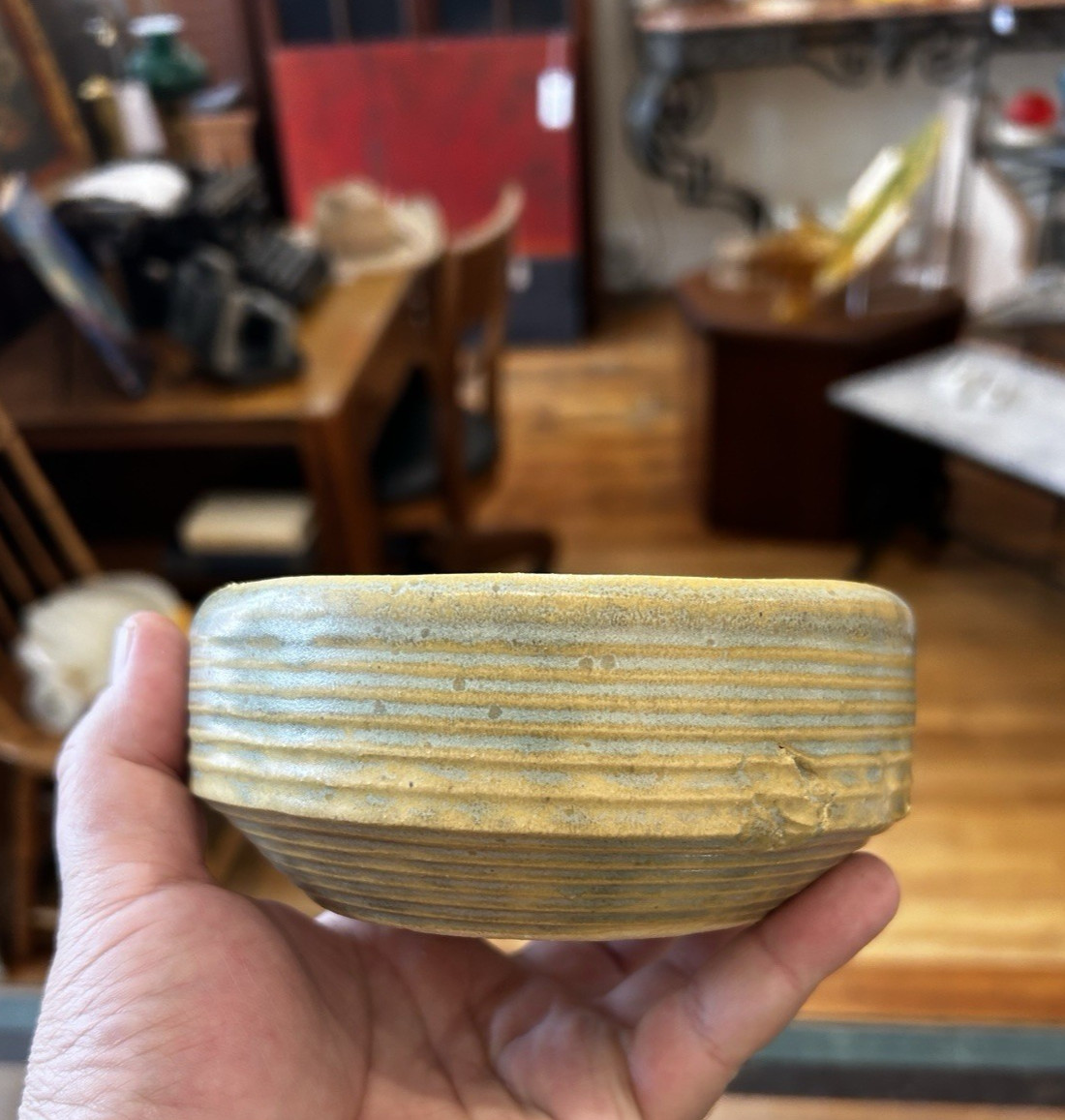 Vintage Tan Gray Blue Zanesville Homespun Stoneware Pottery Ribbed Bowl Pot 8005