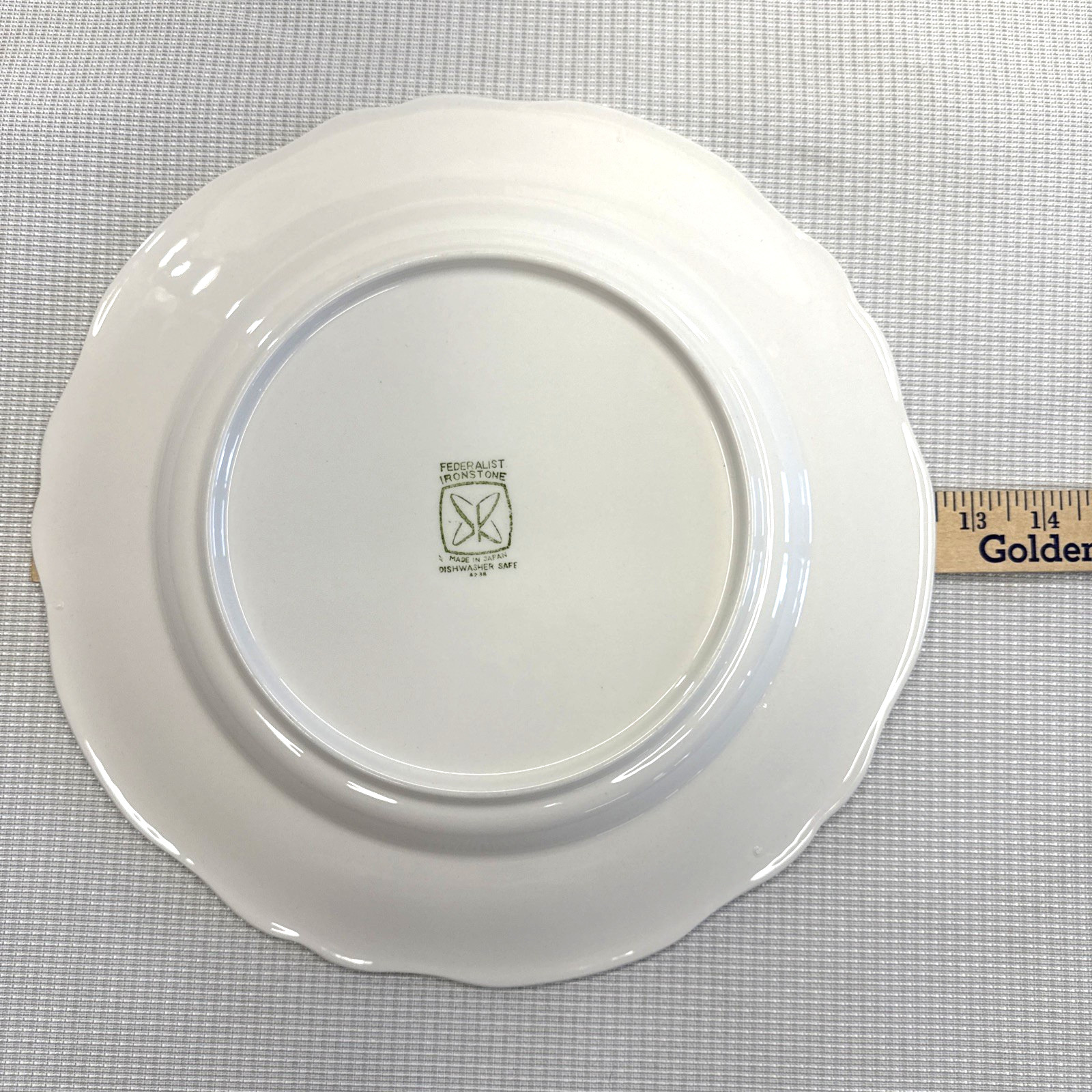 Vintage Serving/Dinner Plate Ivory White Federalist Ironstone 4238 – Japan 12″