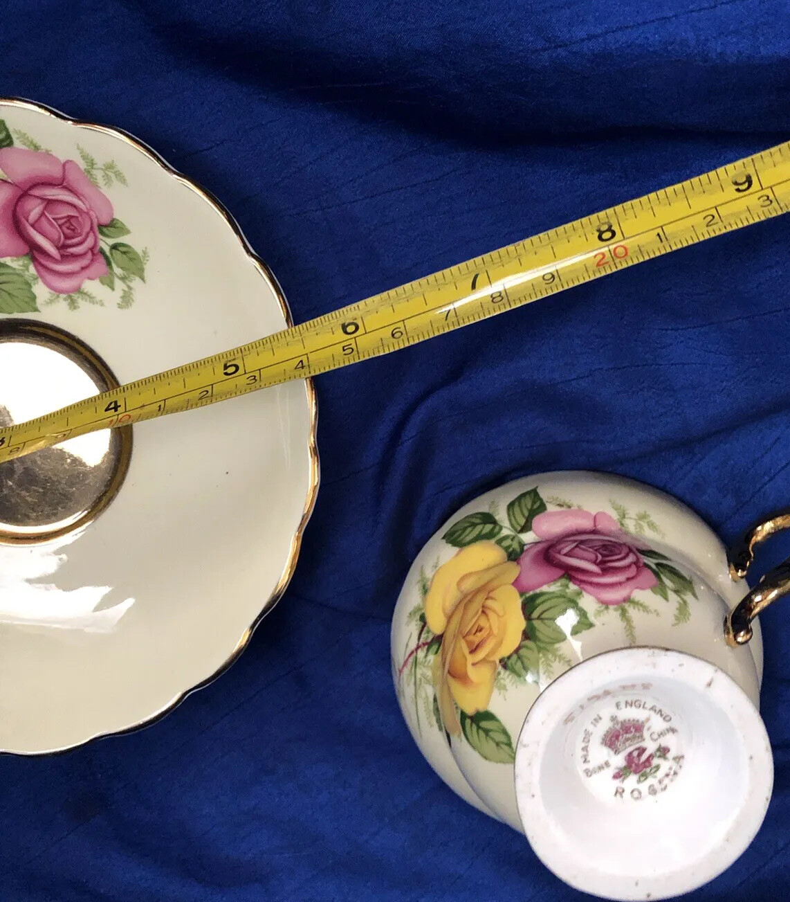 Rosina Bone China England Footed Tea Cup Saucer Cabbage Roses Gold #5198?/HR