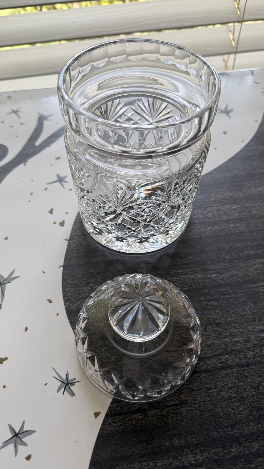Crystal Candy Biscuit Apothecary Jar Crystal Clear 7.5 inches tall, 4.5inches w