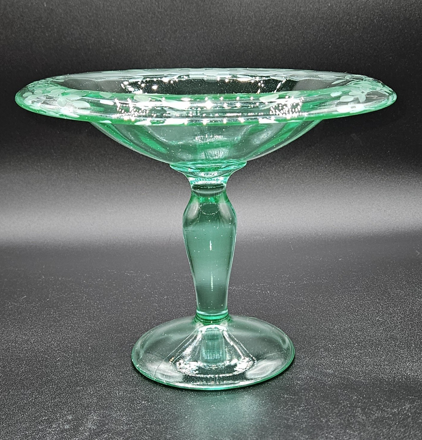 Green Depression Etched Vaseline Uranium Candy Dish Glass Pedestal Compote