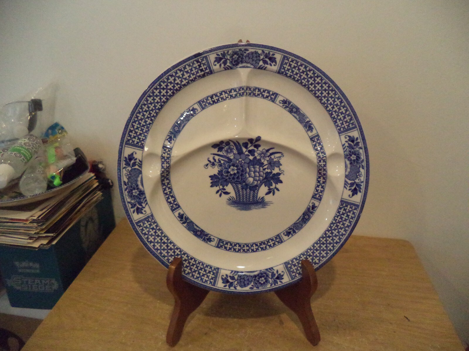 Booths England Flow Blue NANKIN Divided Plate 10 1/2″