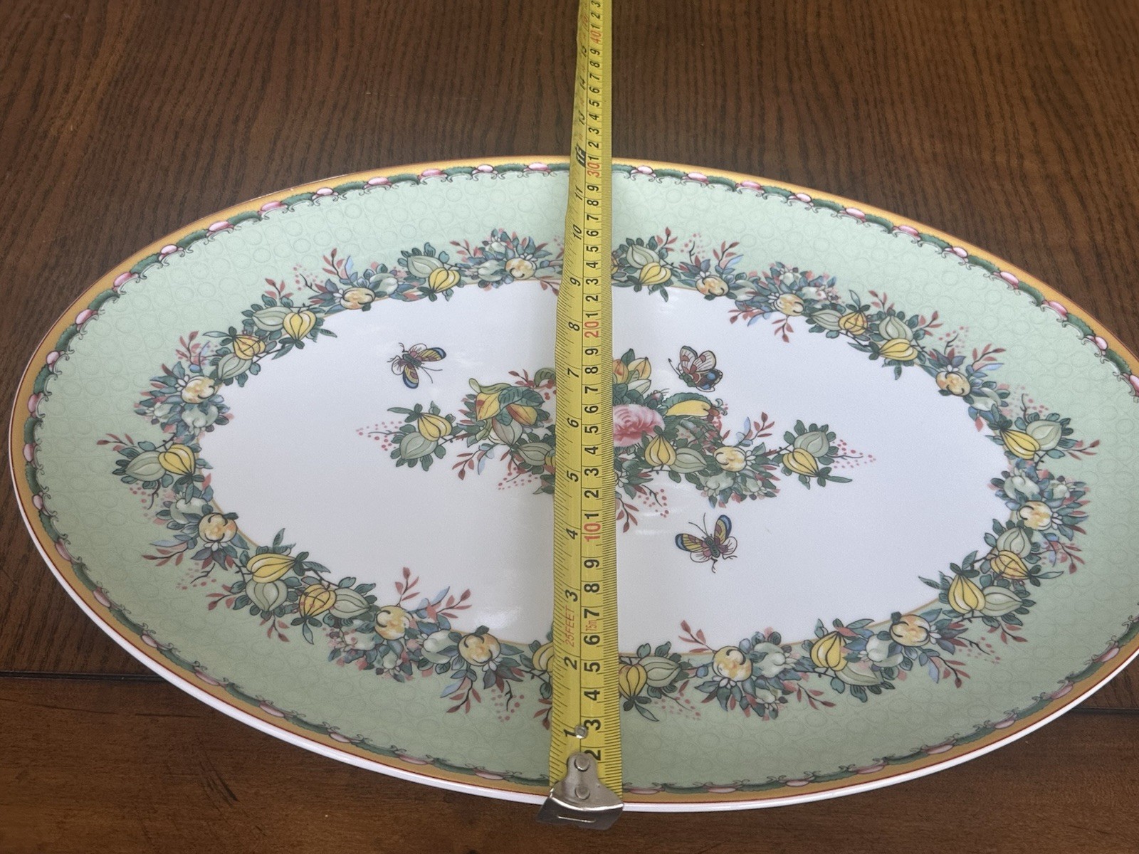 Williams Sonoma Botanical Wreath / Famille Rose style 18″ Oval Serving Platter