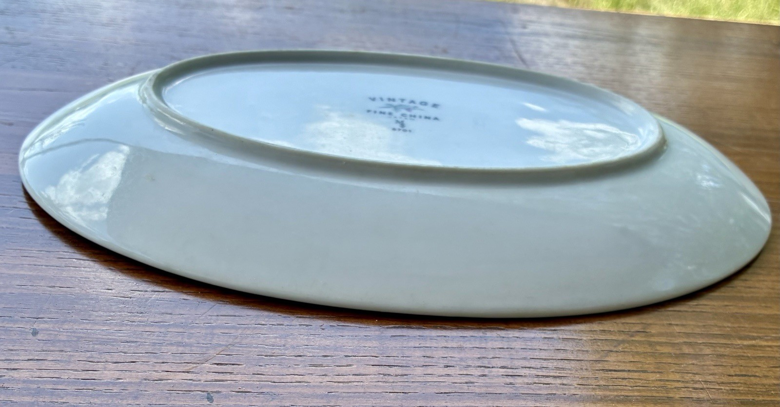 DISCONTINUED OVAL PLATTER FROM FINE CHINA OF JAPAN WITH THE “GRAPEVINE” PATTERN