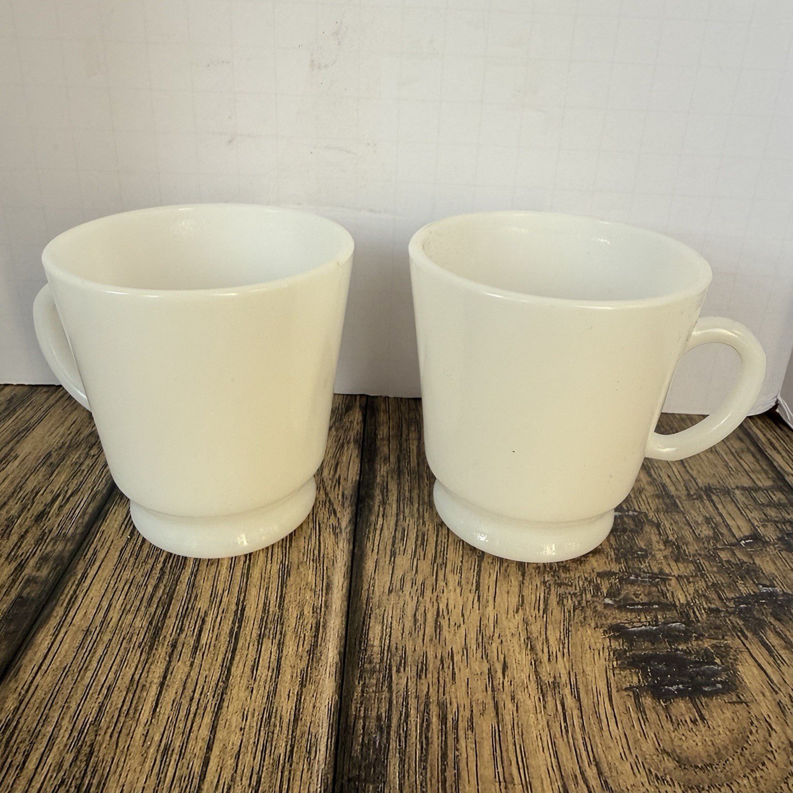 Vintage Milk Glass Set Of 2 Tea/Coffee/ Espresso Cups 3″ Tall White