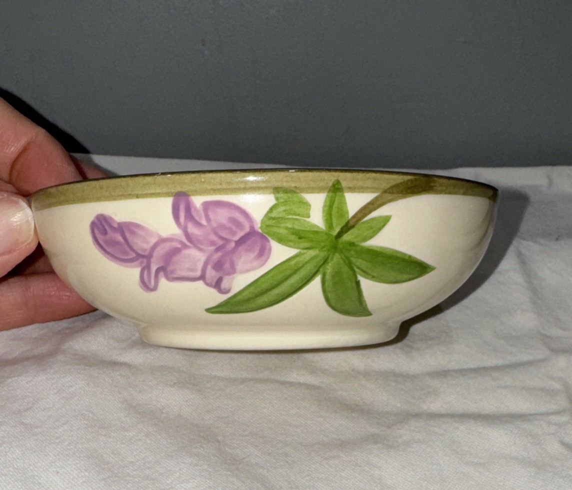 Vintage Pair Of Franciscan Poppy Berry Bowls 1950s California