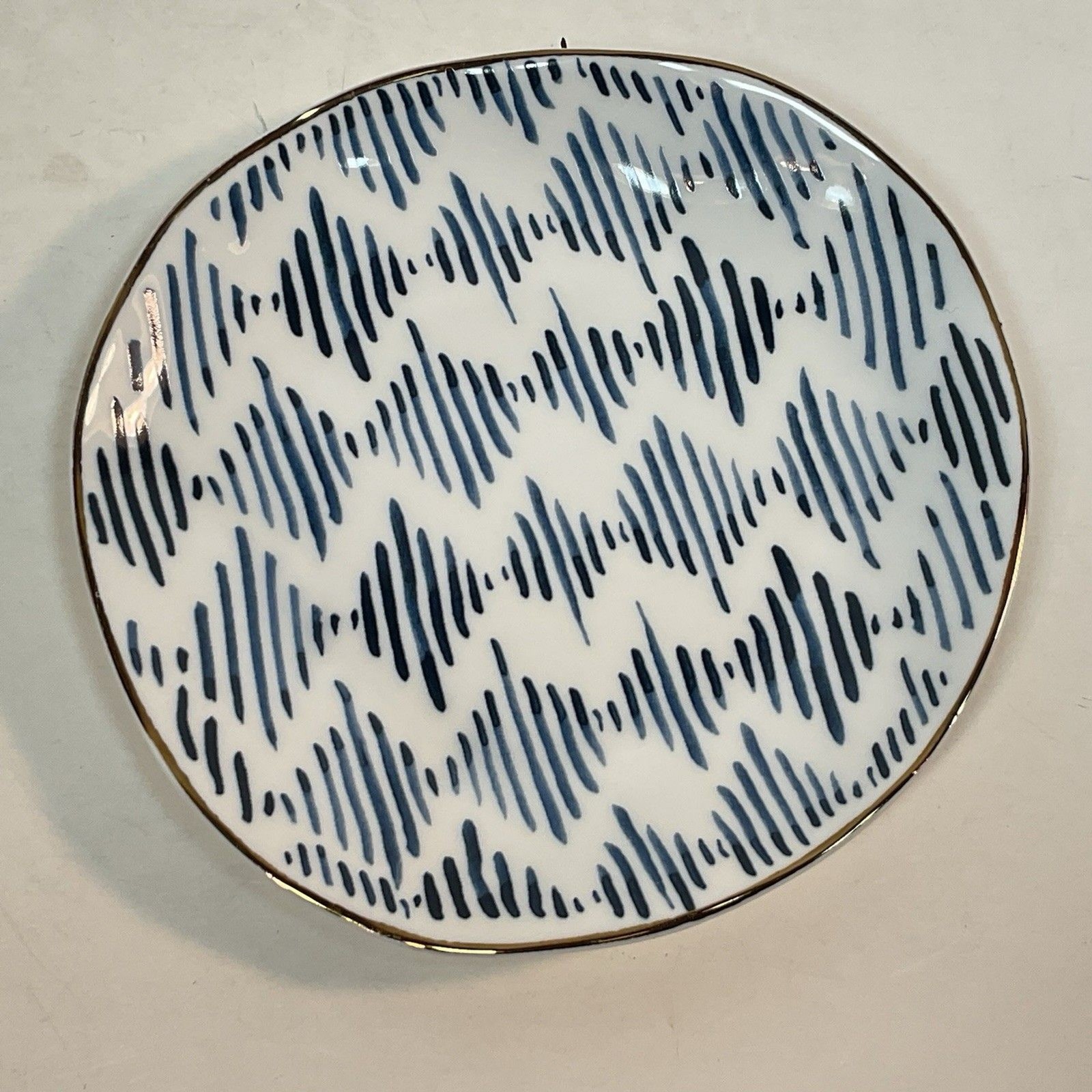 Lenox China BLUE BAY Dessert Plates 6 1/4” Set of 4 Blue White Mixed Bread NEW
