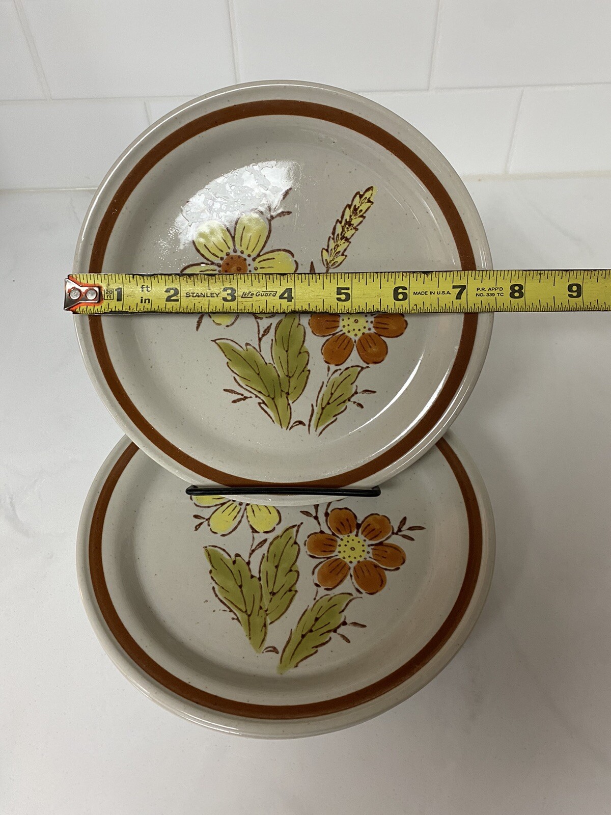 7 PcAutumn Collection Wheat Flowers Stoneware (4) 7.5″ Plates (3) 10.5” Dinner