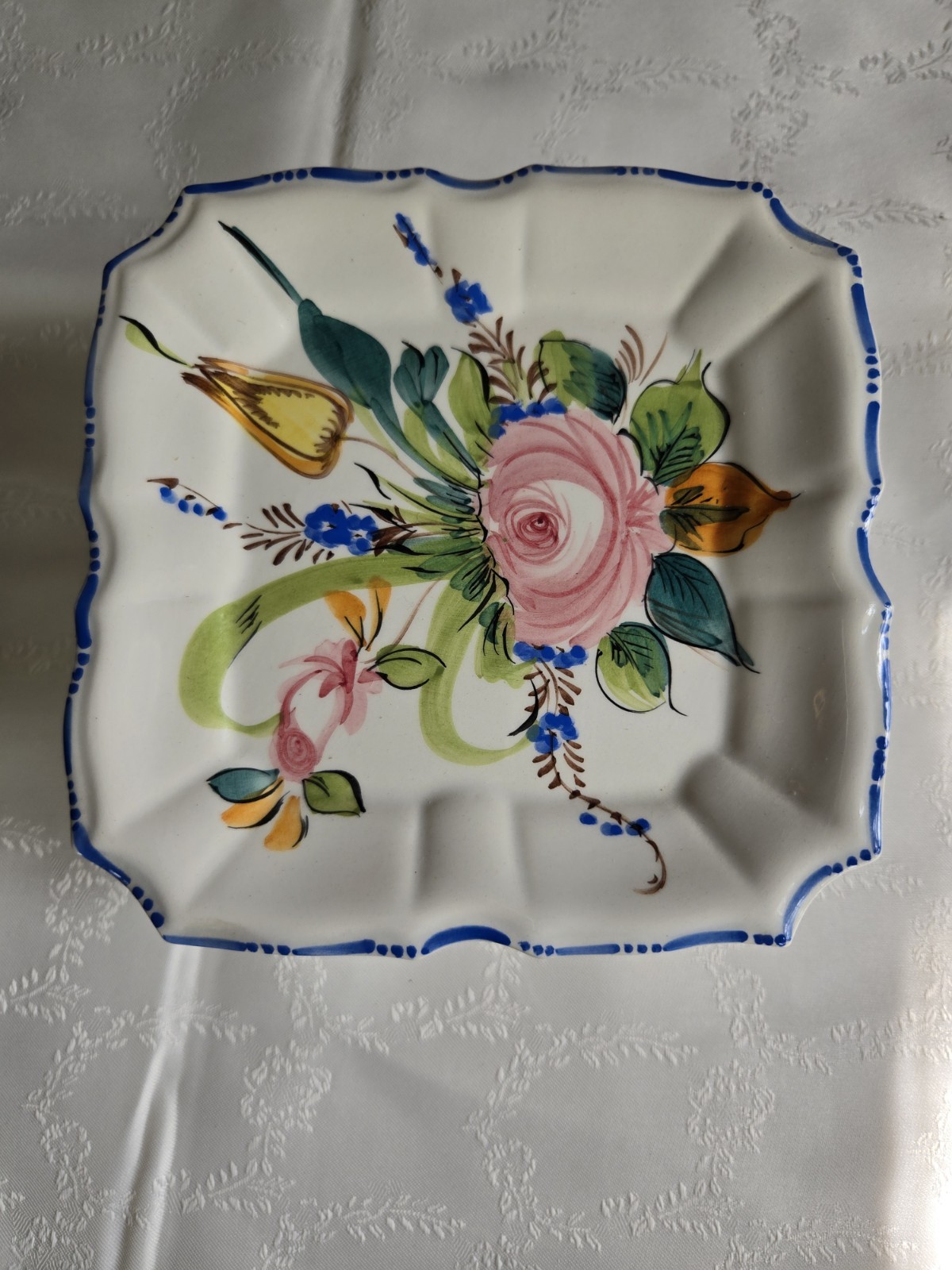 Vintage A. Zen Nove Italy Hand Painted Majolica Pedestal Cake Stand / Compote
