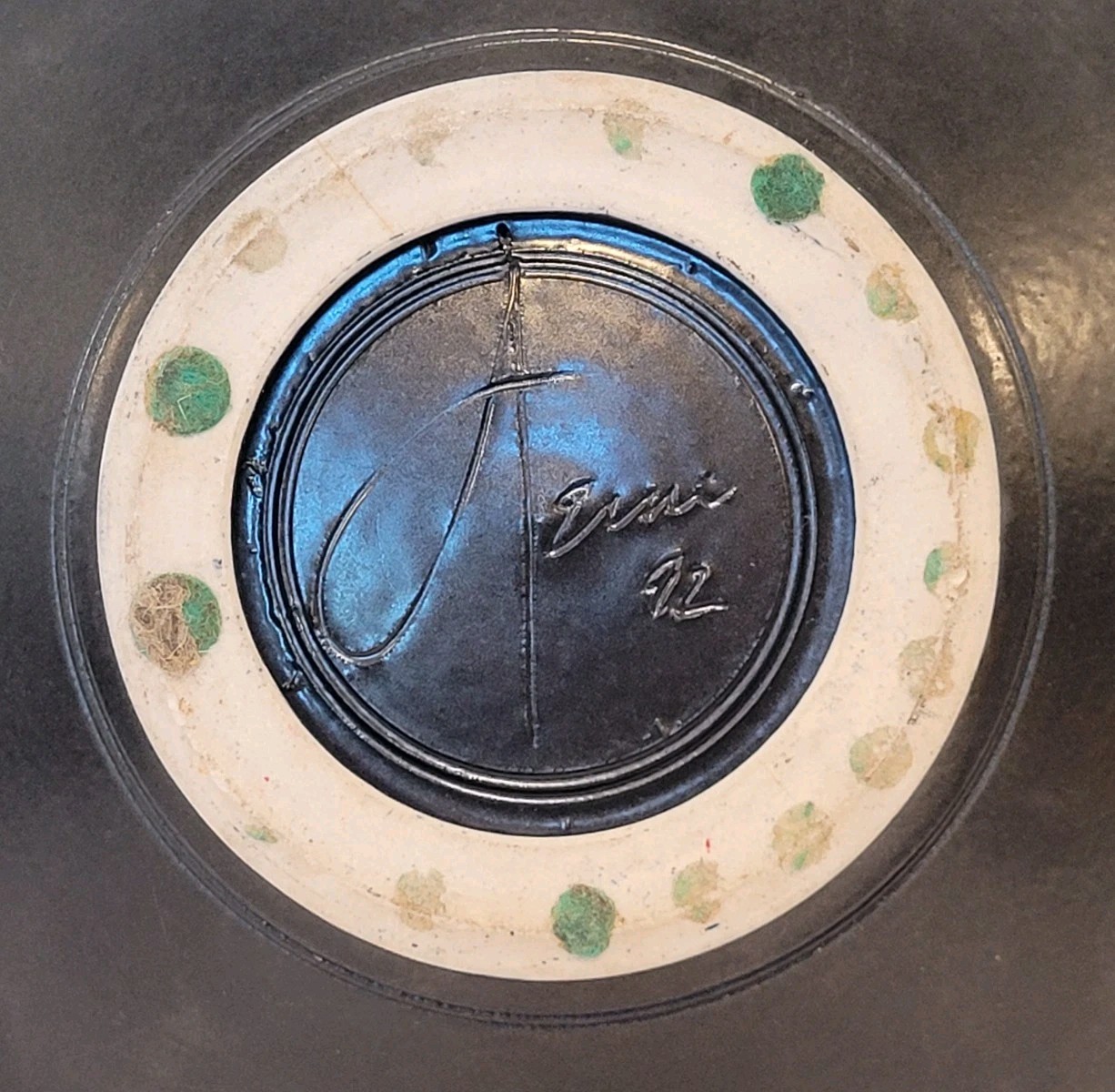 Signed Richard Aerni 1992 Glazed Stoneware Pottery Bowl 13.5″ Diameter, Crack