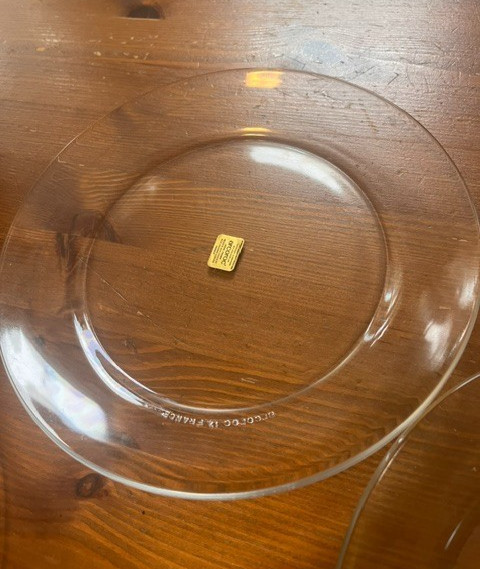 8 Arcoroc Classique Clear Glass Plates 7 7/8″ – Salad or Dessert Plates – France