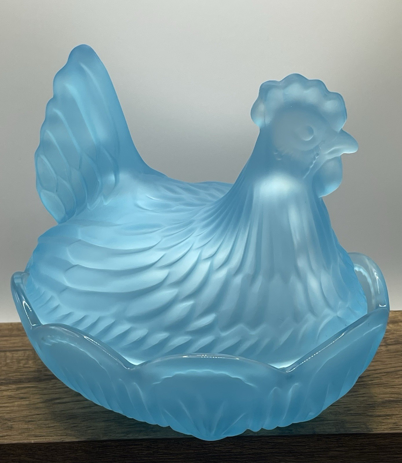 Blue Satin Glass Hen On Nest Covered Candy Dish 7” Farmhouse Decor New Import