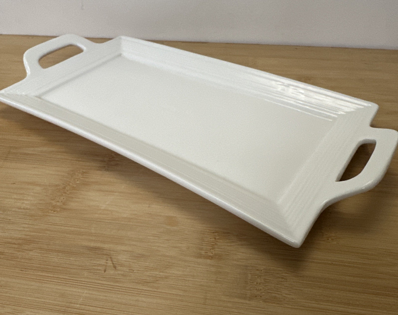 Il Mulino New York Classic All White Porcelain Handled Platter 13”