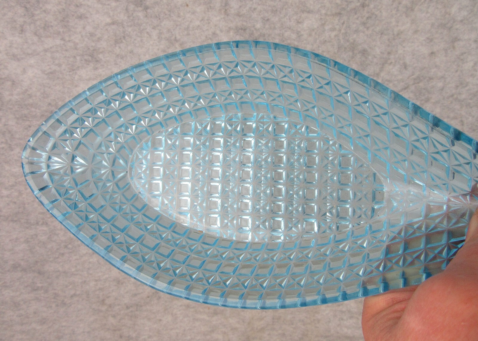 Rare Bryce Brothers Orion Cathedral EAPG Blue Whale / Fish Pickle Relish Dish