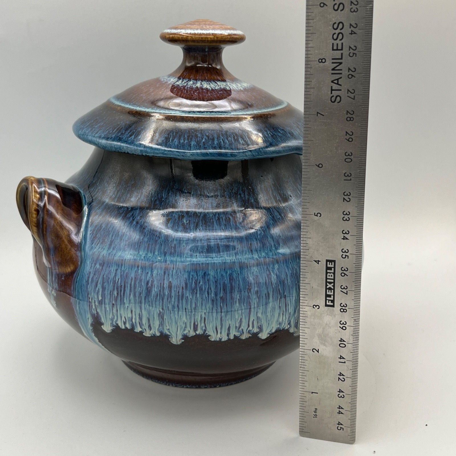 BILL CAMPBELL Studio Art Pottery Porcelain Jar Blue Drip Glaze RARE MINT