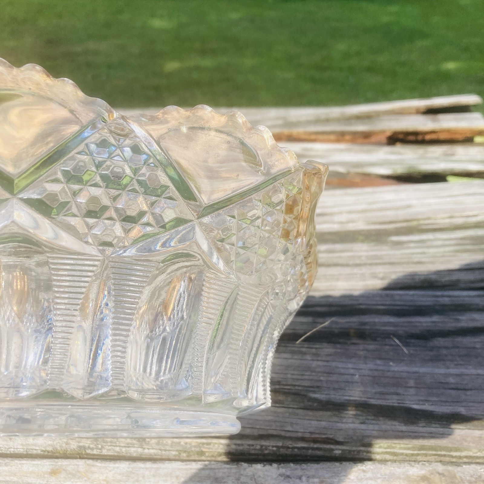 EAPG – Tarentum Glass Co. “Ladders & Diamonds” 9.5” Bowl Ruffled Gold Rim 1903