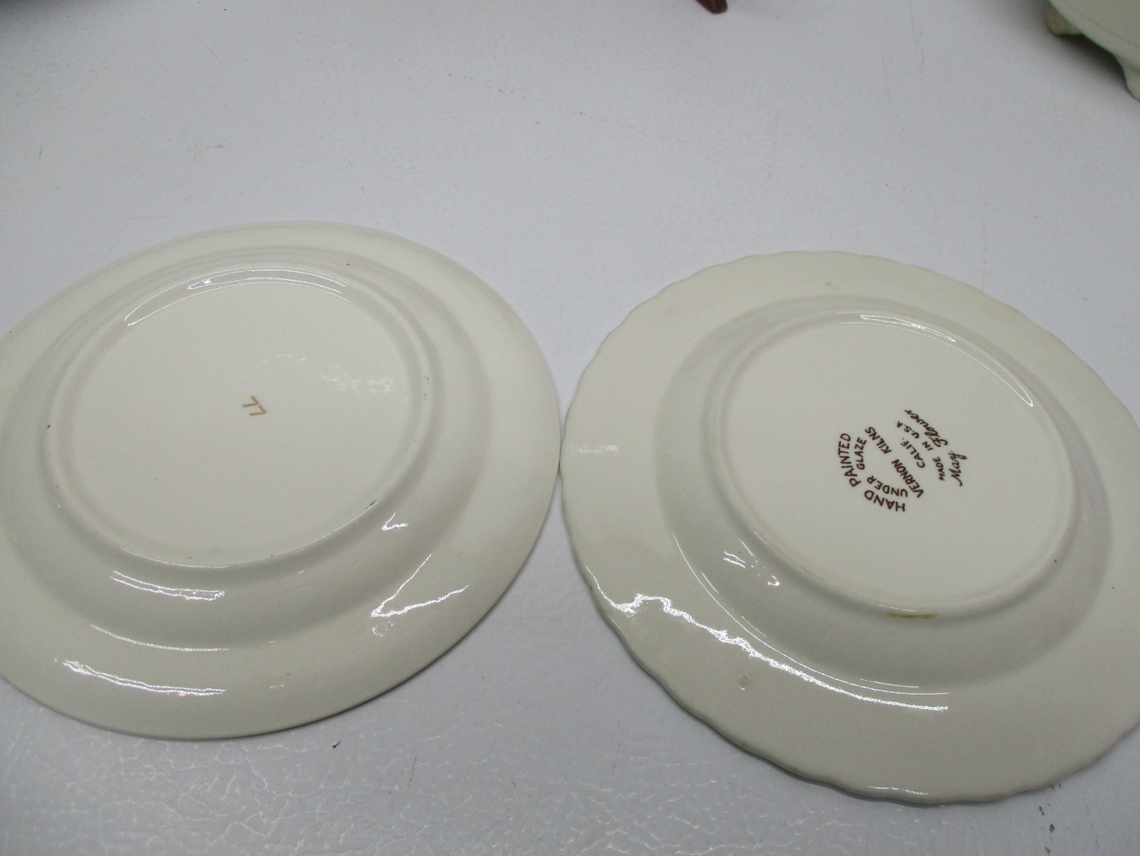 Vtg Mismatched China (4)BREAD/DESSERT Plates (4)SAUCERS-(2) VEG BOWLS-GRAVY BOAT