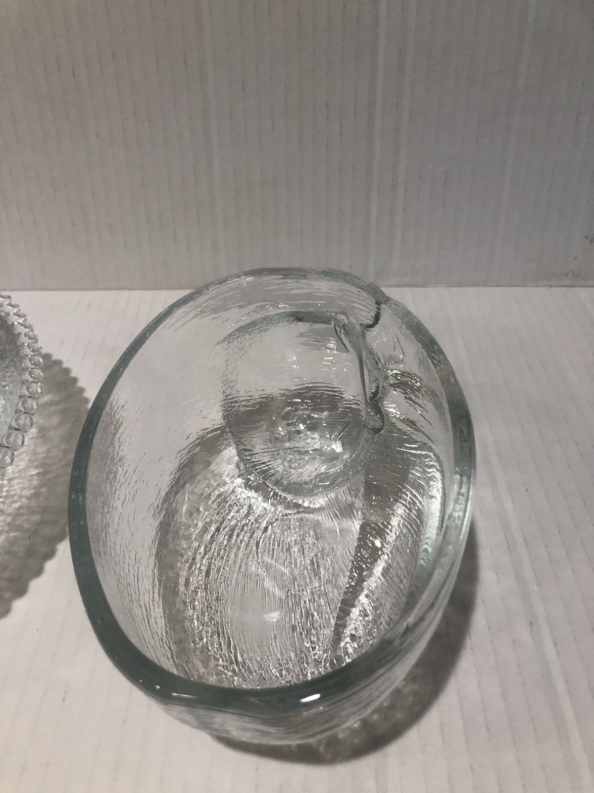 Vtg Indiana Glass “ Sleeping Cat On Nest” Covered Dish 7” Long