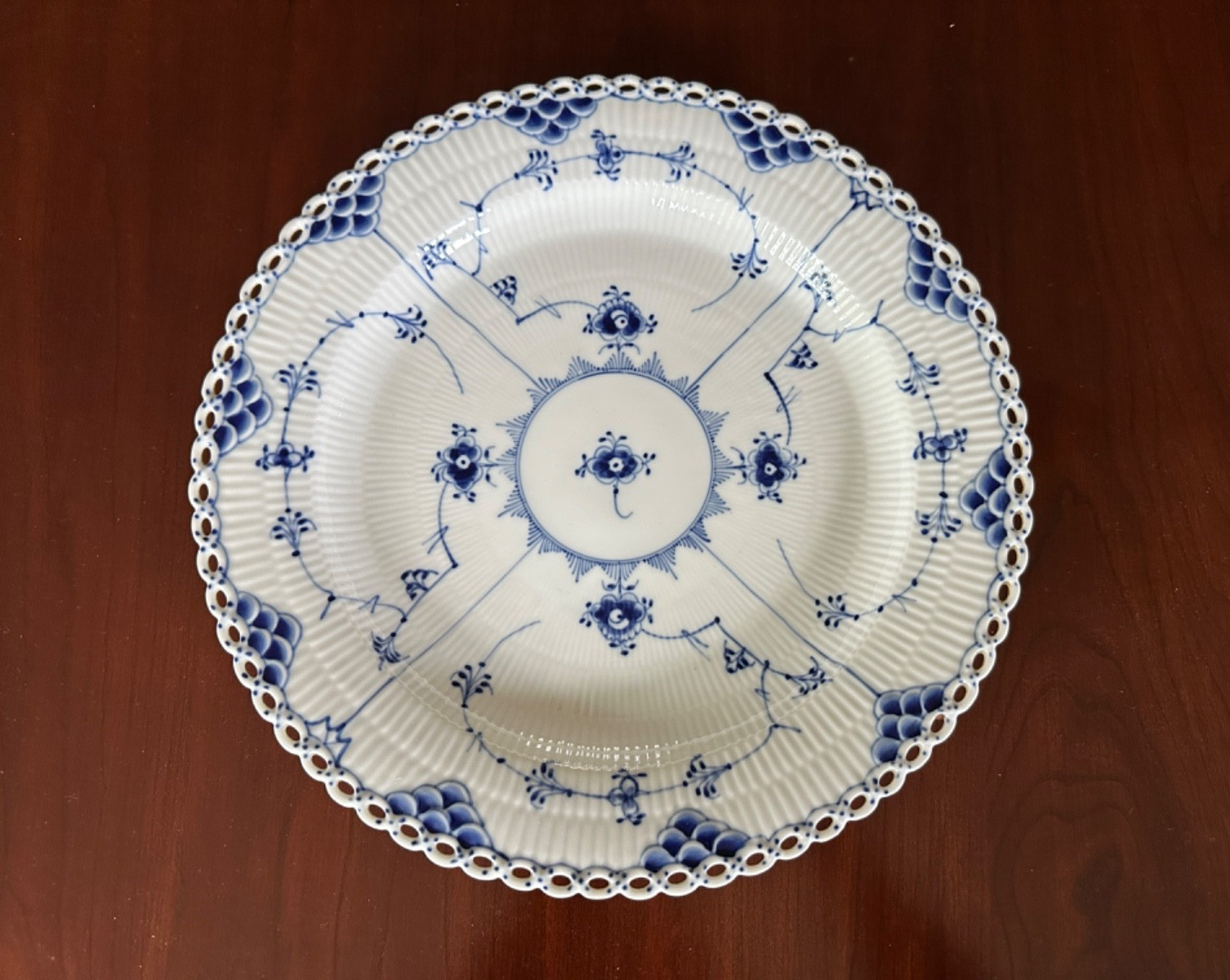1963 Royal Copenhagen Blue Fluted Full Lace Round Serving Plate 13.4″ 1stQuality