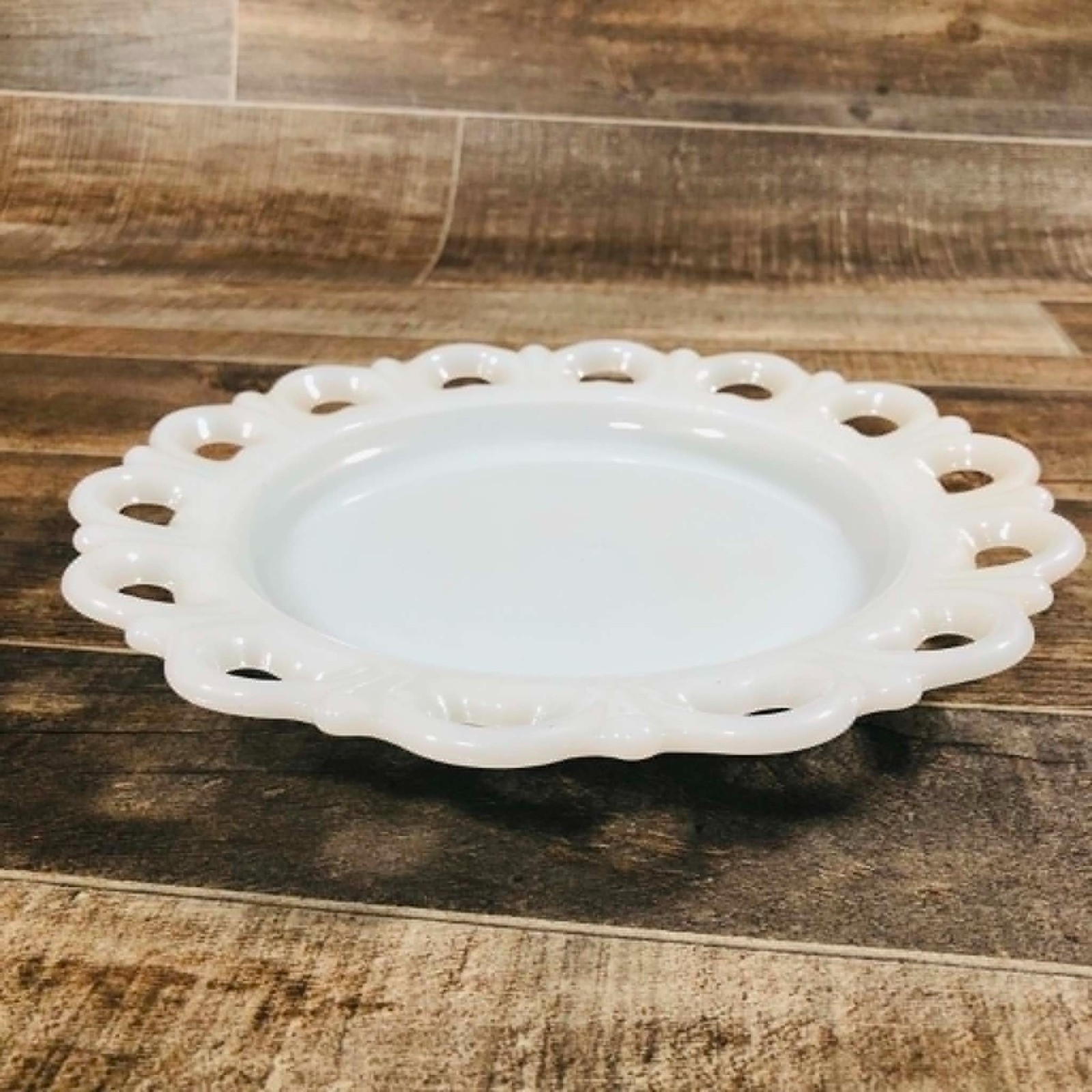 Vintage Anchor Hocking Milk Glass Open Lace Heart Border Plates Set of 5