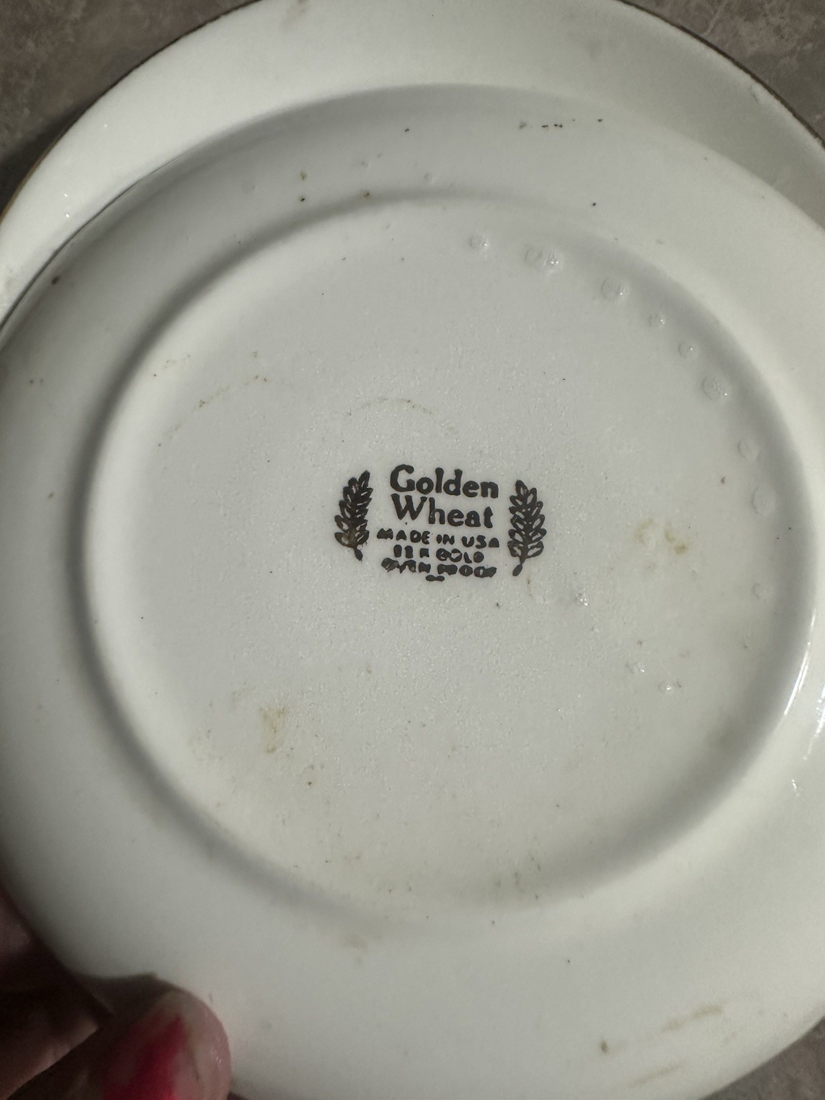 Vintage Golden Wheat dish set