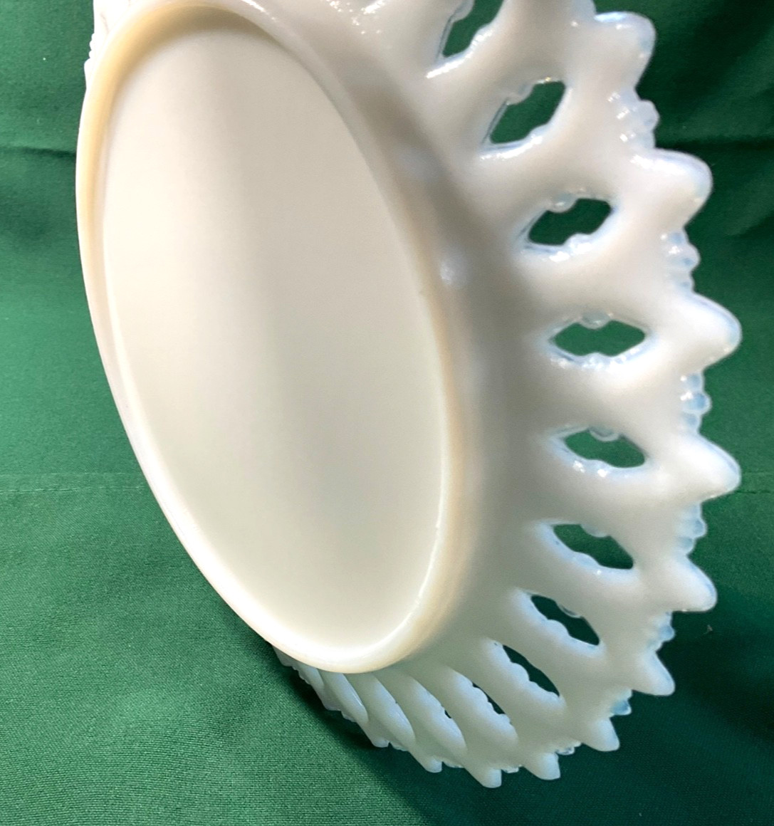 Vtg Kemple Milk Glass Iridescent Sheaf of Wheat Reticulated Rim Plate Party Dish