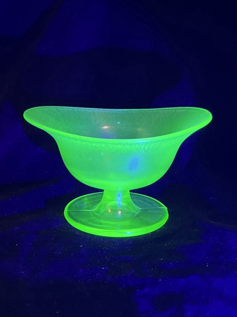 Rare Vintage Uranium/Vaseline Glass Pedestal Bowl-6”