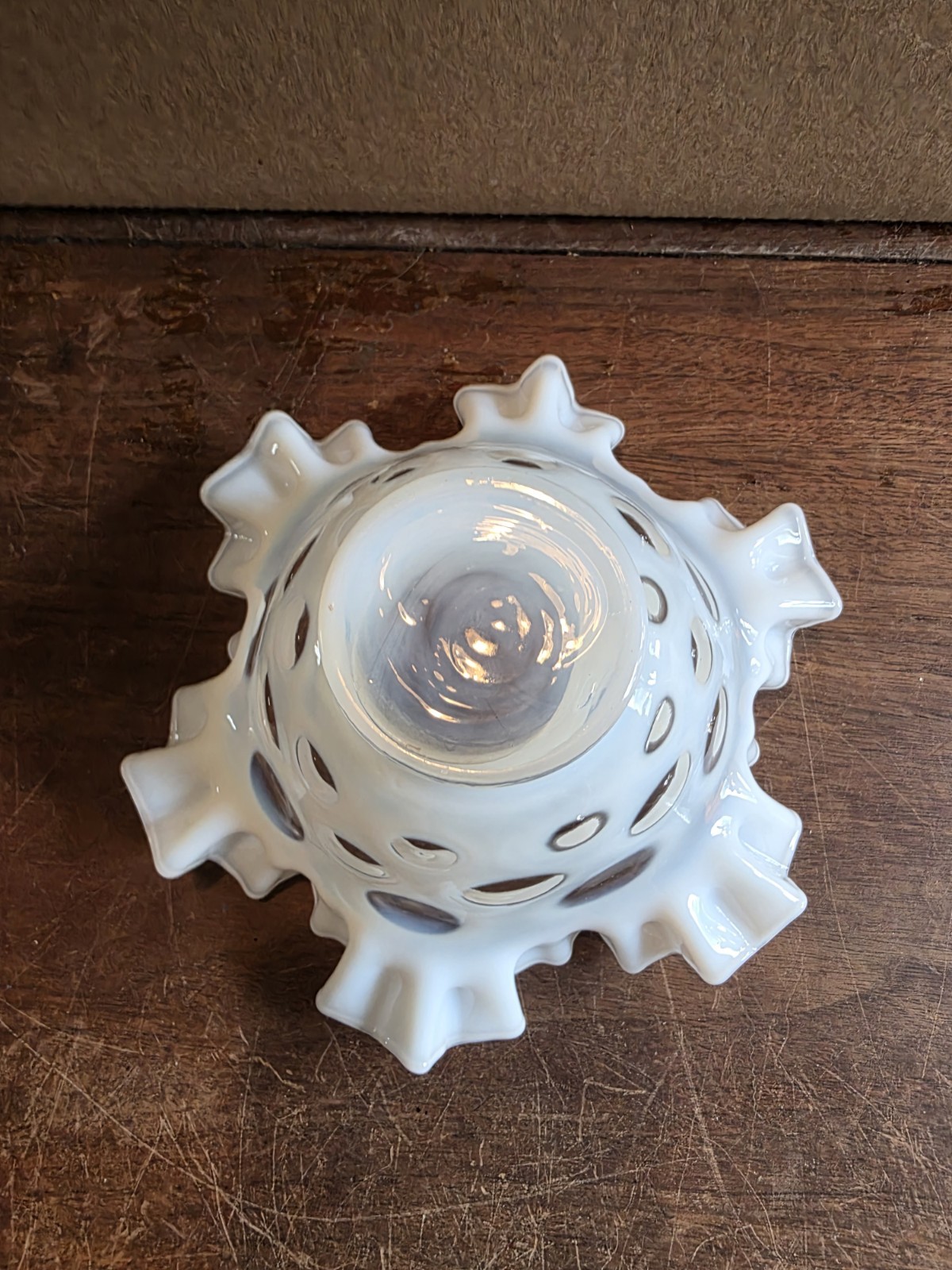 Vintage White Fenton Coin Dot Ruffle Edge Art Glass Bowl