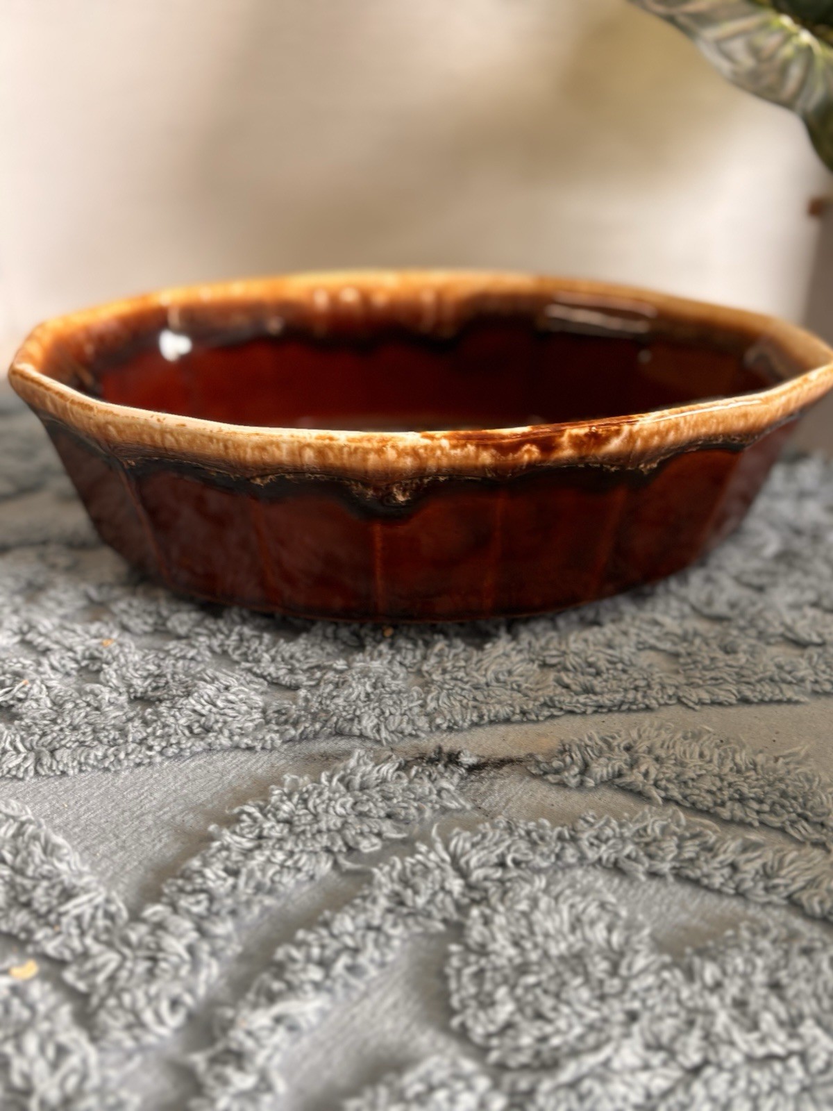 BROWN DRIP GLAZE DIVIDED SERVING BOWL DISH OVEN PROOF USA VINTAGE HULL POTTERY