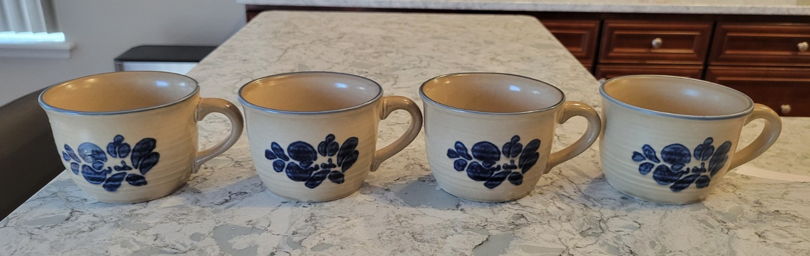 Vintage Pfaltzgraff Folk Art Coffee Mug Cup Hot Chocolate Set of 4