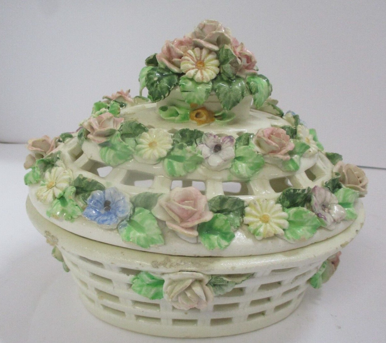 Capodimonte? Pierced Floral Porcelain Covered Bowl